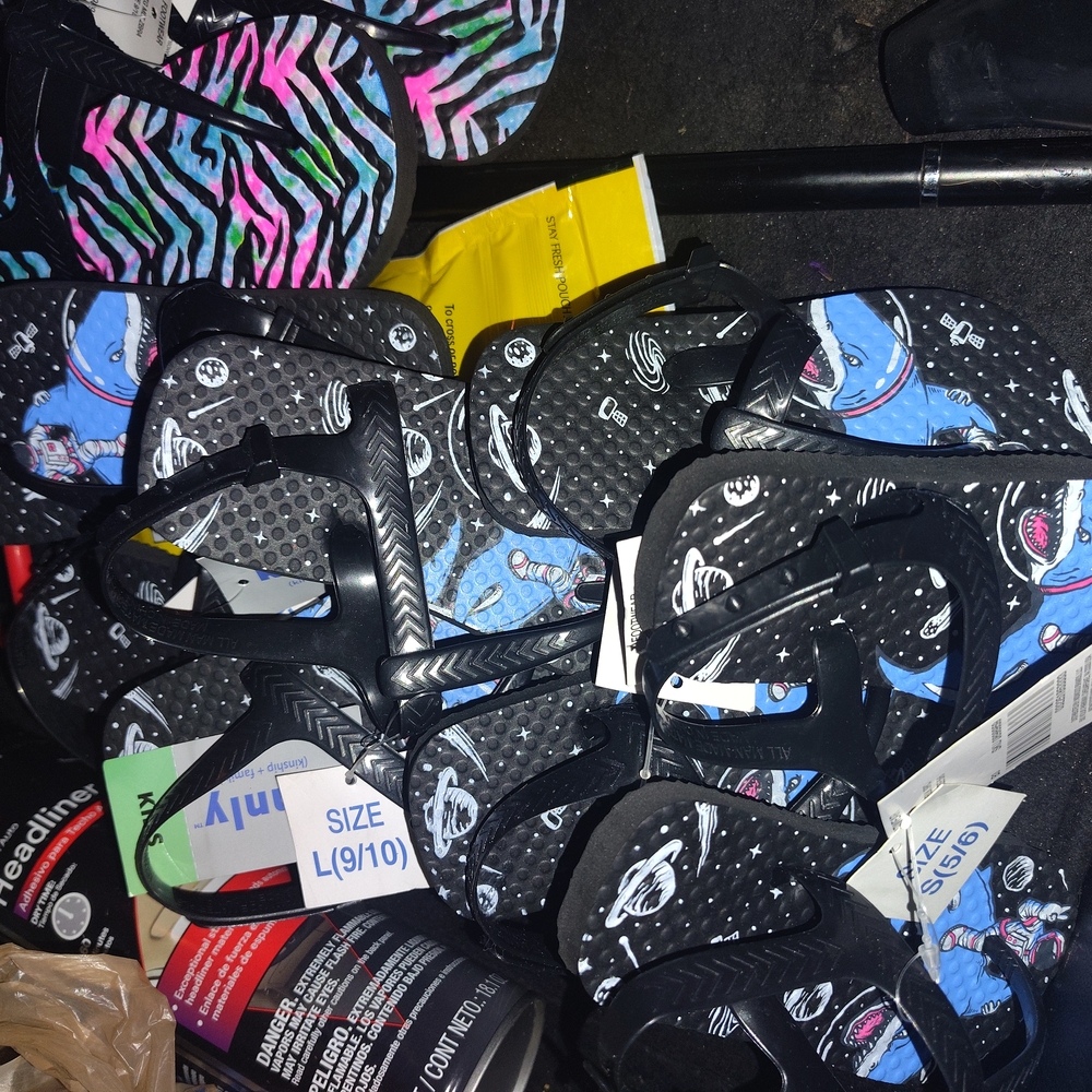 Colorful Flip Flops Collection - Picture 2 of 4